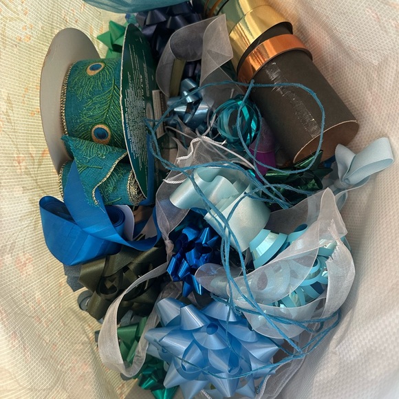 Peacock Theme Blue & Teal Gift Bows  Variety Pack for Gift/Party Decorations - Picture 12 of 12
